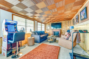 Eclectic Tarpon Springs Home Bayou Across Street!